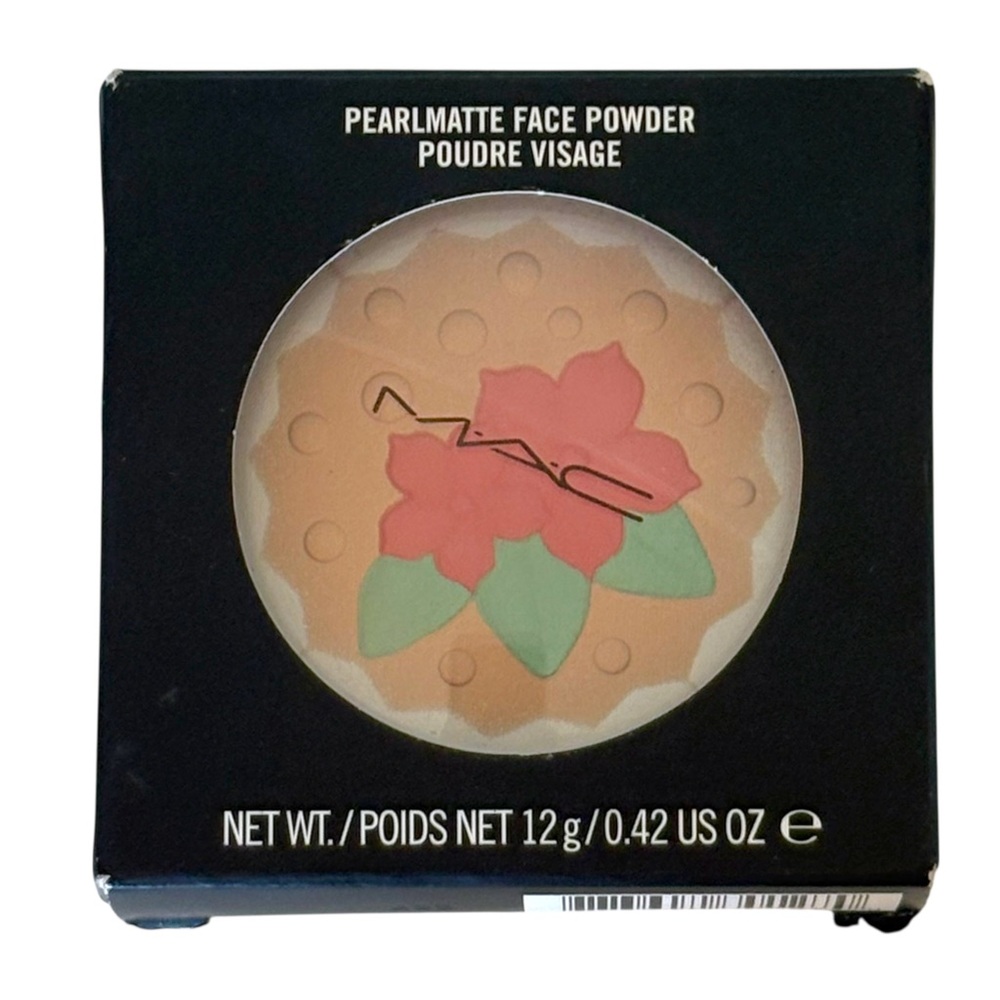 NEW MAC Cosmetics Pearlmatte Face Powder * In For a Treat * NEW Sealed Makeup
